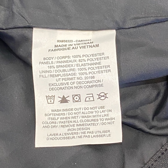 Nike Therma-FIT Swift Women's Running Vest Large black NWT perfect condition - Picture 10 of 13